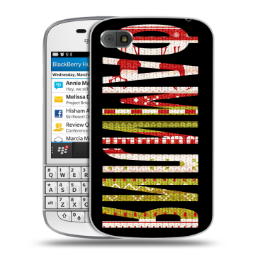 Пластиковый чехол на BlackBerry Q10 с принтом ФАМИЛИЯ