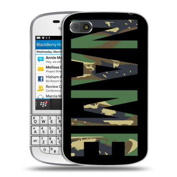 Пластиковый чехол на BlackBerry Q10 с принтом NAME