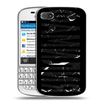 Пластиковый чехол на BlackBerry Q10 с принтом ФАМИЛИЯ