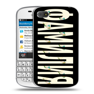 Пластиковый чехол на BlackBerry Q10 с принтом ФАМИЛИЯ