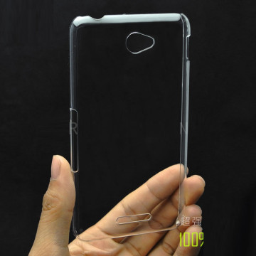 Пластиковый транспарентный чехол для Sony Xperia E4
