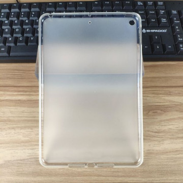 Силиконовый матовый полупрозрачный чехол для Ipad Mini (2019)
