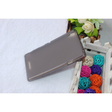 Силиконовый матовый полупрозрачный чехол для Sony Xperia T3