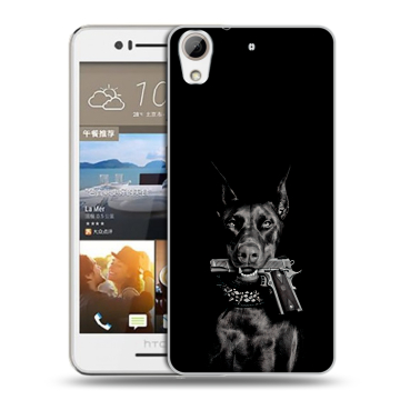 Пластиковый чехол на HTC Desire 728 с принтом Доберман и пистолет