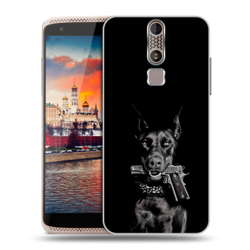 Пластиковый чехол на ZTE Axon Mini с принтом Доберман и пистолет Пластиковый чехол на ZTE Axon Mini с принтом Доберман и пистолет