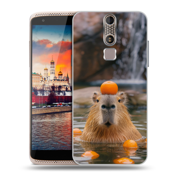 Пластиковый чехол на ZTE Axon Mini с принтом Капибара с апельсином