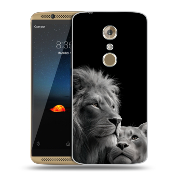 Пластиковый чехол на ZTE Axon 7 с принтом Лев кошки