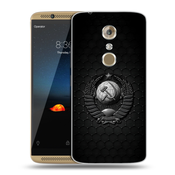 Пластиковый чехол на ZTE Axon 7 с принтом Герб Флаг СССР