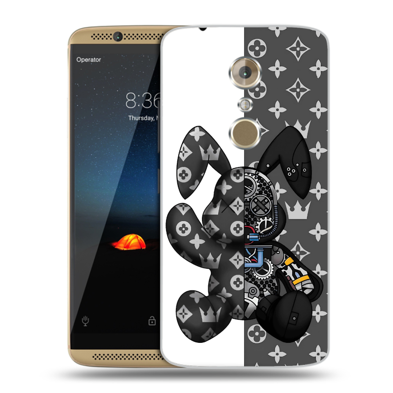 Пластиковый чехол на ZTE Axon 7 с принтом Луи робот Пластиковый чехол на ZTE Axon 7 с принтом Луи робот