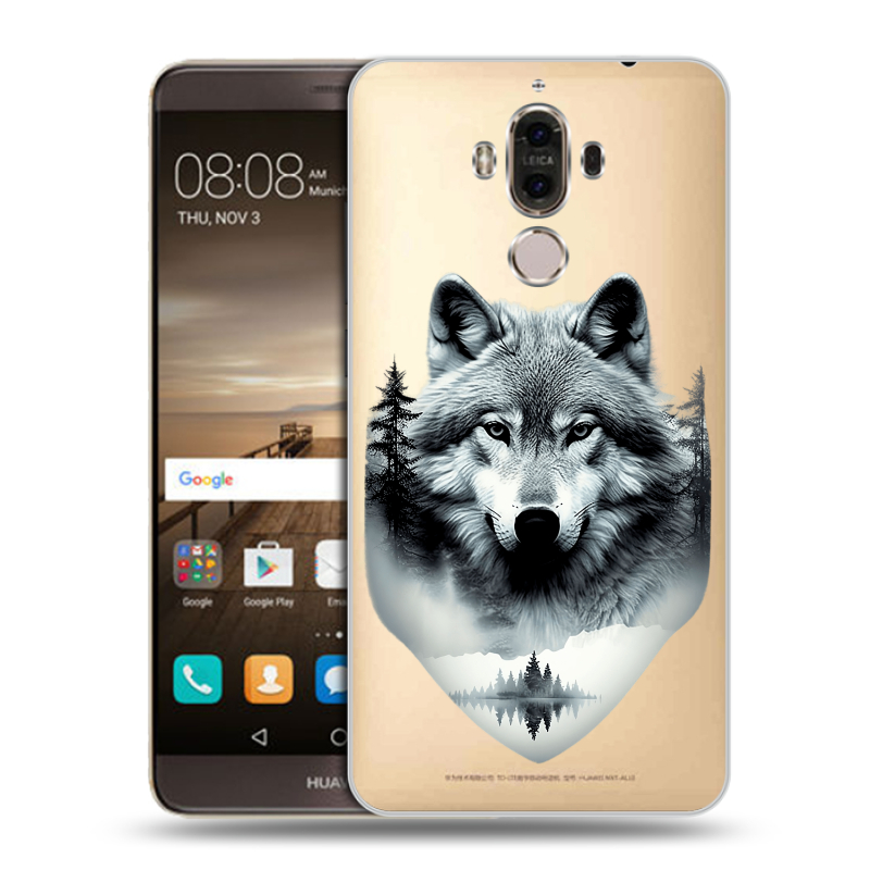 Пластиковый чехол на Huawei Mate 9 с принтом Волк в лесу Пластиковый чехол на Huawei Mate 9 с принтом Волк в лесу