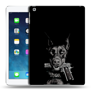 Силиконовый чехол на планшета Ipad (2017) с принтом Доберман и пистолет
