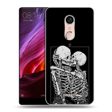 Силиконовый чехол на BQ Strike Selfie Max с принтом Поцелуй скелетов