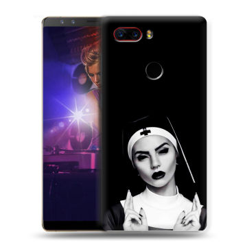 Пластиковый чехол на ZTE Nubia Z17S с принтом монашка