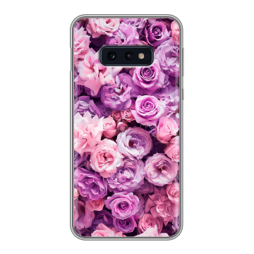 Силиконовый чехол на Samsung Galaxy S10e с принтом лавандовые розы Силиконовый чехол на Samsung Galaxy S10e с принтом лавандовые розы