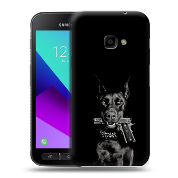 Пластиковый чехол на Samsung Galaxy Xcover 4 с принтом Доберман и пистолет Пластиковый чехол на Samsung Galaxy Xcover 4 с принтом Доберман и пистолет