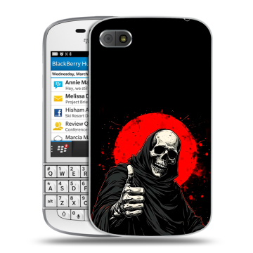 Пластиковый чехол на BlackBerry Q10 с принтом смешной скелет