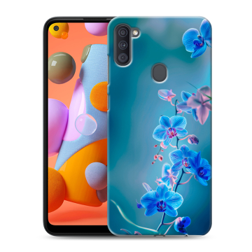 Силиконовый чехол на Samsung Galaxy A11 с принтом Голубые цветы Силиконовый чехол на Samsung Galaxy A11 с принтом Голубые цветы