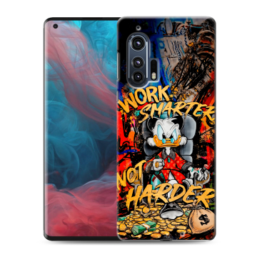 Силиконовый чехол на Motorola Edge Plus с принтом Дональд Дак Деньги