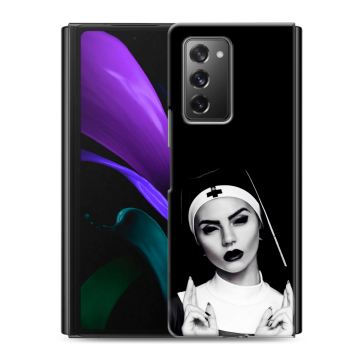 Пластиковый чехол на Samsung Galaxy Z Fold 2 с принтом монашка Пластиковый чехол на Samsung Galaxy Z Fold 2 с принтом монашка