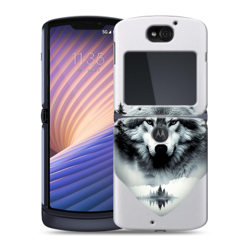 Пластиковый чехол на Motorola Razr 5G с принтом Волк в лесу Пластиковый чехол на Motorola Razr 5G с принтом Волк в лесу