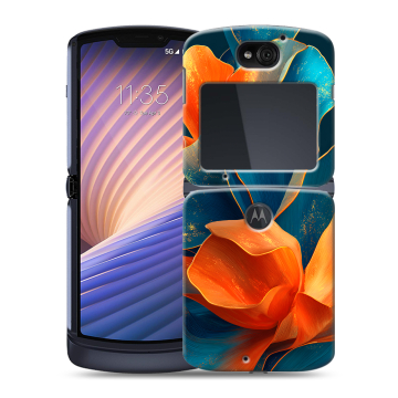 Пластиковый чехол на Motorola Razr 5G с принтом Цветы