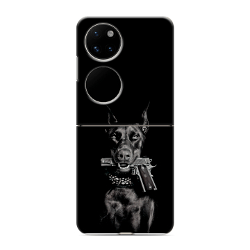 Пластиковый чехол на Huawei P50 Pocket с принтом Доберман и пистолет Пластиковый чехол на Huawei P50 Pocket с принтом Доберман и пистолет