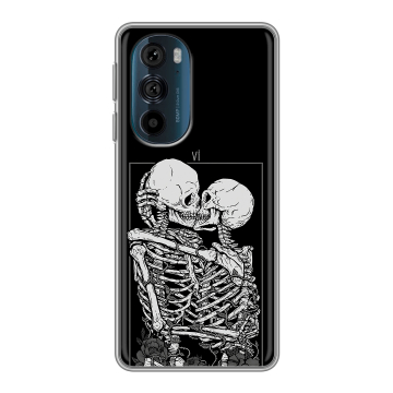 Силиконовый чехол на Motorola Edge 30 Pro с принтом Поцелуй скелетов