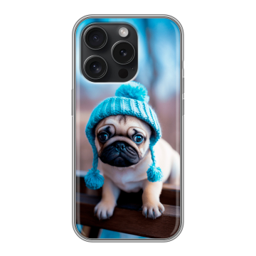 Силиконовый чехол на Iphone 15 Pro с принтом Мопс в шапке Силиконовый чехол на Iphone 15 Pro с принтом Мопс в шапке