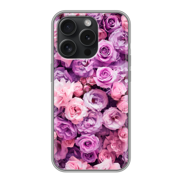 Силиконовый чехол на Iphone 15 Pro с принтом лавандовые розы