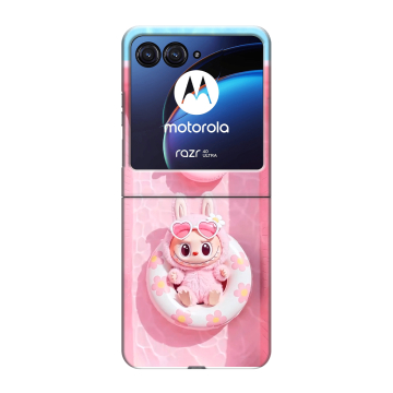 Пластиковый чехол на Motorola Razr 40 Ultra с принтом Labubu Лабубу