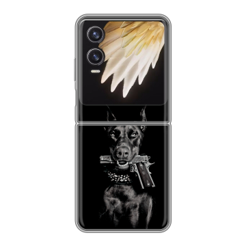 Пластиковый чехол на Tecno Phantom V Flip 2 с принтом Доберман и пистолет