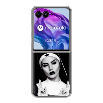 Пластиковый чехол на Motorola Razr 50 Ultra с принтом монашка