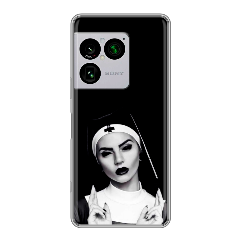 Силиконовый чехол на Sony Xperia 1 VIII с принтом монашка Силиконовый чехол на Sony Xperia 1 VIII с принтом монашка