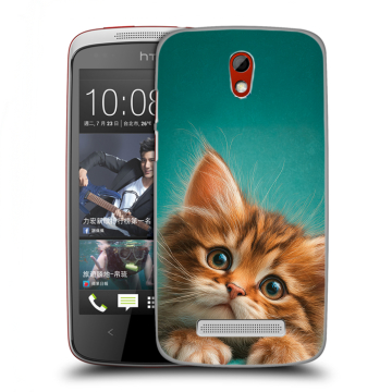 Пластиковый чехол на HTC Desire 500 с принтом котенок Пластиковый чехол на HTC Desire 500 с принтом котенок
