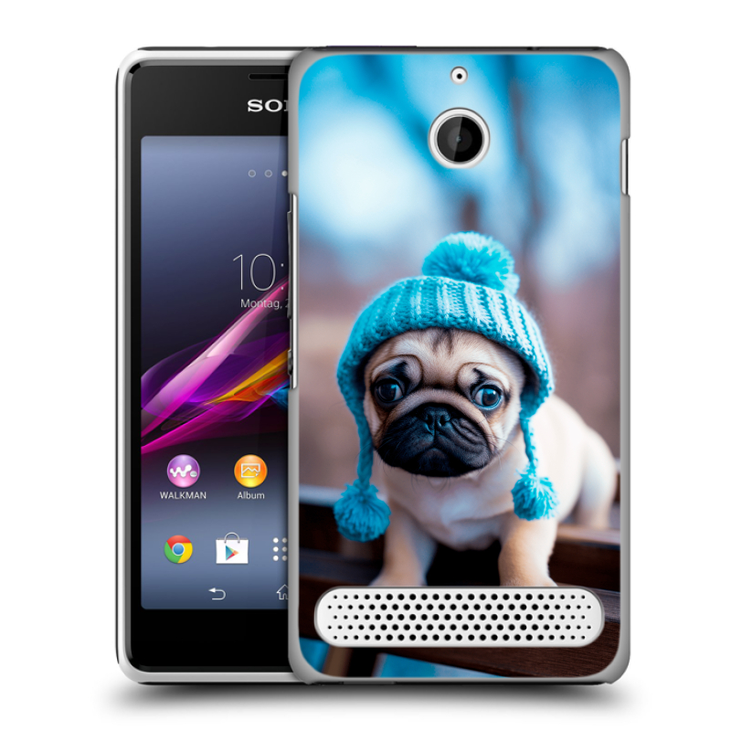 Пластиковый чехол на Sony Xperia E1 с принтом Мопс в шапке Пластиковый чехол на Sony Xperia E1 с принтом Мопс в шапке