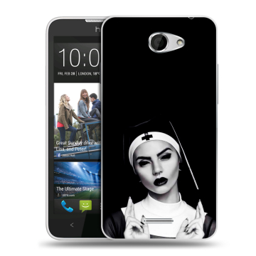 Пластиковый чехол на HTC Desire 516 с принтом монашка