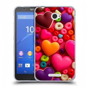 Пластиковый чехол на Sony Xperia E4 с принтом Сердечки