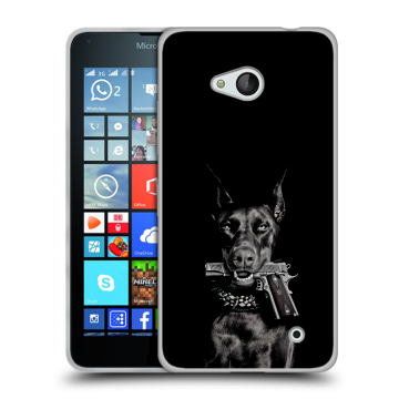 Пластиковый чехол на Microsoft Lumia 640 с принтом Доберман и пистолет Пластиковый чехол на Microsoft Lumia 640 с принтом Доберман и пистолет